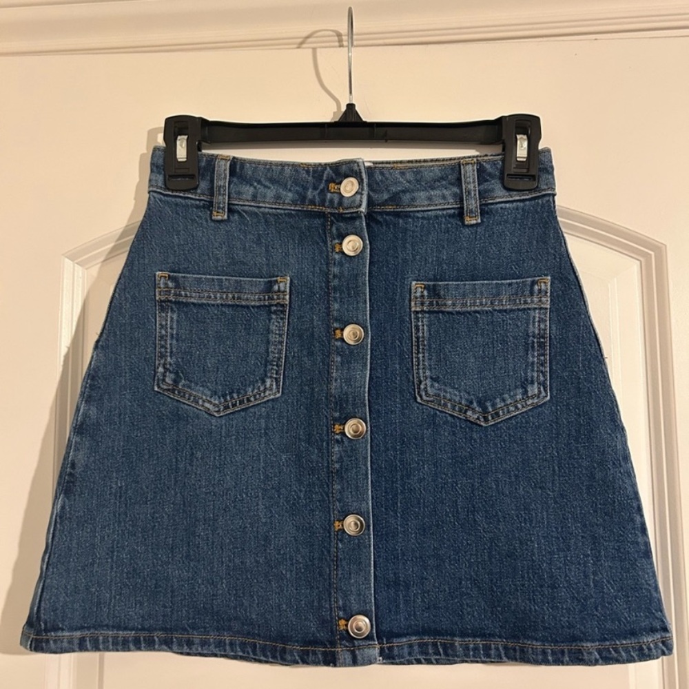 Anthropology Maeve Denim Blue Button Front Mini Skirt
Sz 2 Y2K preppy cotton - Picture 5 of 10